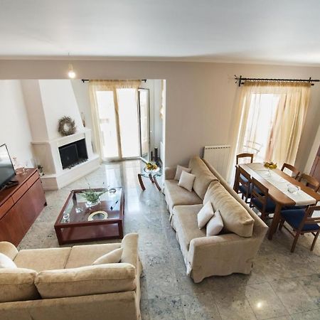 La Strada City House Apartment Лефкада Екстериор снимка